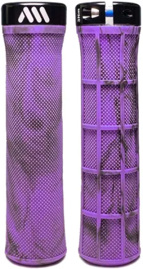 Poignée VTT - Model Berm Grip - Légèreté et Grip pour Velo - s'adapte à Tous Les Guidons - 135 mm - 100 g - Double Motif, Double Densité - Accessoire Idéal por VTT Purple Camo