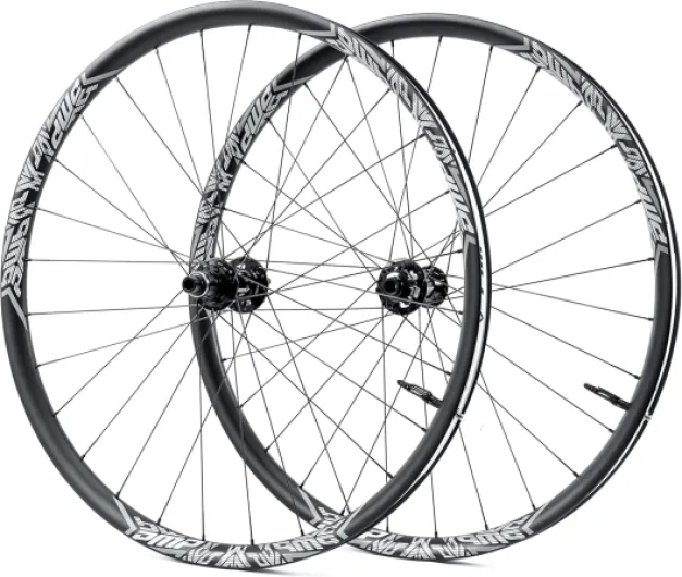 Gamme Nitro - Roues VTT 29" en Aluminium ou Carbone pour XC-Marathon avec Canal Interne Augmenté - Légères, Résistantes, Fiables - Couleur Peronnalisable - Paire
