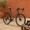 Choisir un kit cadre gravel : personnalisation, matériaux et entretien pour un vélo sur mesure
